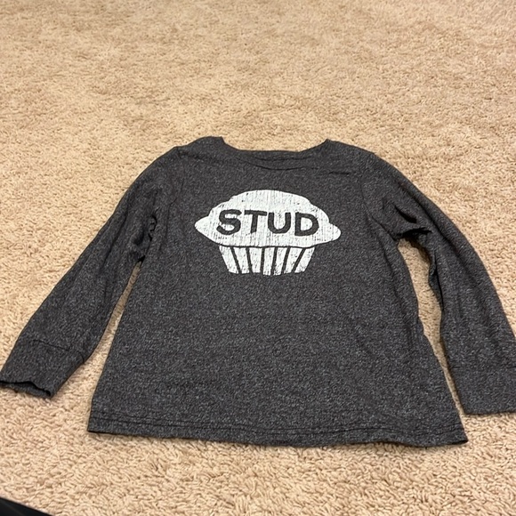 Stud Muffin Retro brand long sleeve tee.  Size 6.  Excellent condition. - Picture 1 of 3